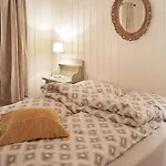 10 Person In