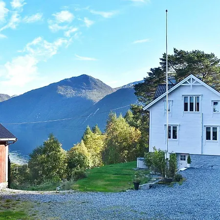 10 Person In Feriehus *